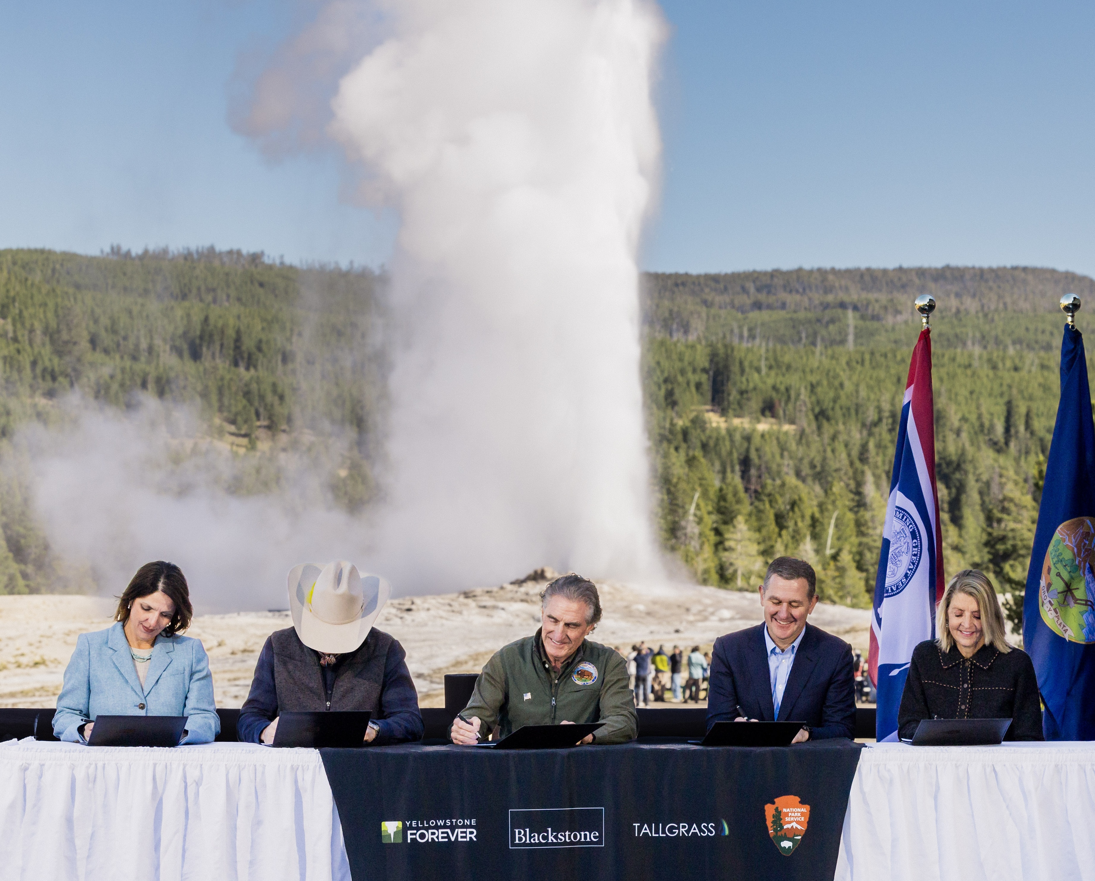 Yellowstone.jpg